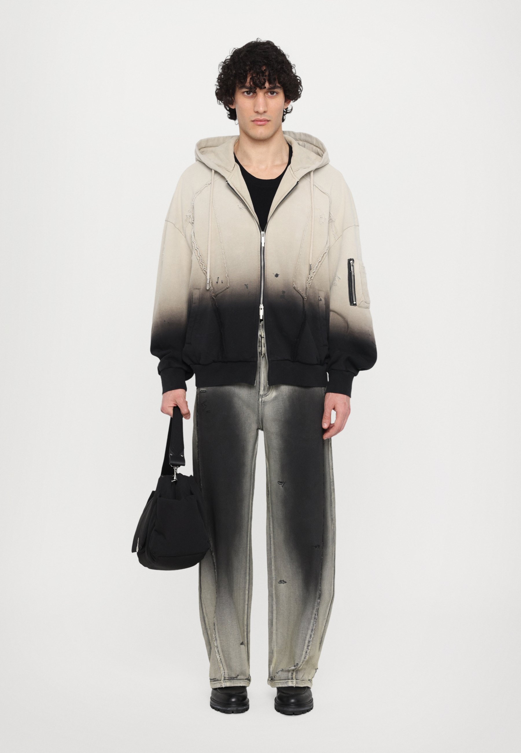 【関税込み】Feng Chen Wang ブラック Deconstruction フーディ Feng Chen Wang DECONSTRUCTION ZIP HOODIE UNISEX - Zip-up