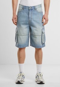 Lühikesed teksad - new light blue dirty washed