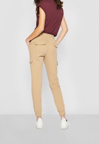 Urban Classics Cargobroek - beige