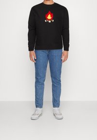 Only & Sons Sweatshirt - black