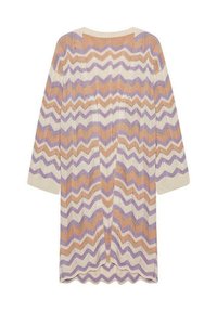 Cárdigan de punto en crema, melocotón y lavanda con patrón de zigzag. Con abertura en el delantero, mangas largas y detalle de dobladillo con forma de onda. Acabado texturizado.