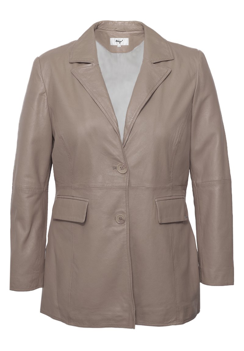 Beige leren blazer met een reverskraag, twee voorzakken en een dubbele knoopsluiting. Soepele textuur, gestructureerde vorm en getailleerde pasvorm.