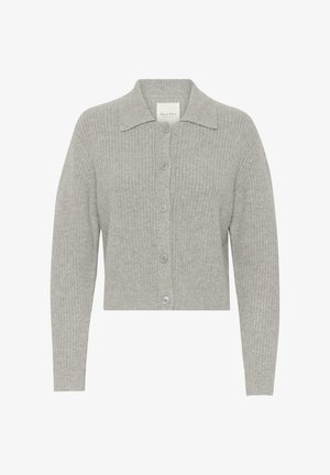 Sivi pleteni kardigan s ovratnikom, zatvaranjem na gumbe, dugim rukavima i rebrastom teksturom, s blagim varijacijama uzoraka kroz cijeli komad.