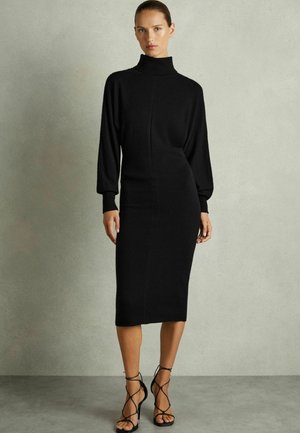 REGULAR FIT WINSLET - Svetríkové šaty - black