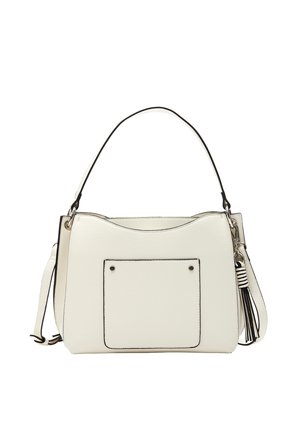 Sac à main blanc avec poche avant, bordure noire, poignée unique sur le dessus, bandoulière amovible et porte-clés pompon noir sur fond blanc.