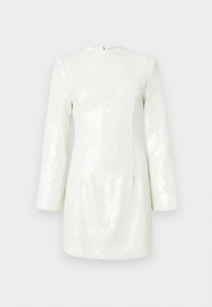Weißes Mini-Kleid mit Pailletten, langen Ärmeln und hohem Ausschnitt, mit glatter Textur und figurbetontem Schnitt.