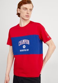 Champion Rochester BOOKSTORE CREWNECK - Tričko s potlačou - red/blue
