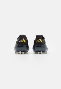 adidas Performance F50 ELITE FIRM GROUND - Fodboldstøvler til fast underlag - core black/iron metallic/gold metallic