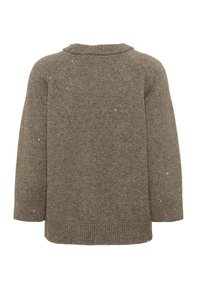 Brązowy sweter z dzianiny o strukturalnym wykończeniu i subtelnym połysku. Posiada okrągły dekolt i rękawy o długości trzech czwartych. Wyświetlony widok z tyłu.