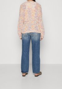 Vero Moda Petite Neuletakki - off-white