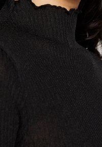 Vero Moda Tall Strickpullover - black