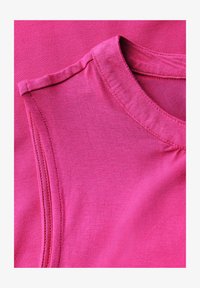 Non sélectionné, pink