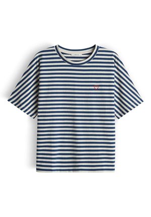 Navyblauw-wit horizontaal gestreept shirt met korte mouwen en een klein rood hartje geborduurd op de linkerborst.