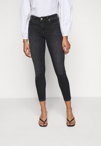ONLY Petite Vaqueros pitillo - black denim