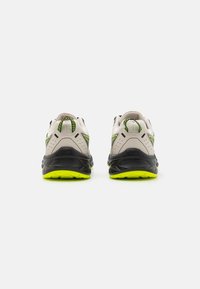 ASICS GEL-VENTURE 9 - Trail hardloopschoenen - oatmeal/safety yellow