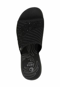 Sandales noires à enfiler avec une tige texturée ornée de strass. Semelle intérieure douce et rembourrée avec un motif tourbillonnant et le logo de la marque sur le côté.