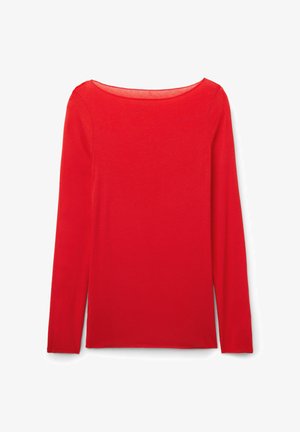 Roter Pullover mit langen Ärmeln und Rundhalsausschnitt, Slim Fit, auf weißem Hintergrund dargestellt.
