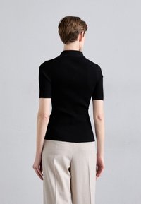 Theory Poloshirt - black
