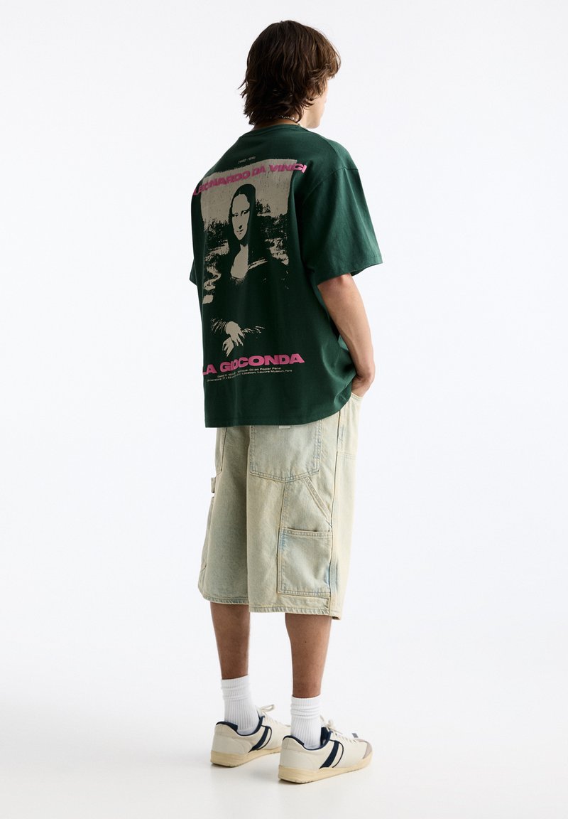 PULL&BEAR MONA LISA - T-Shirt print - dark green/dunkelgrün  
