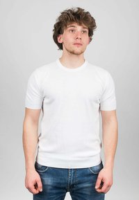 Unselected, bianco