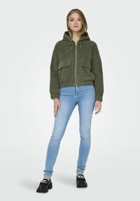 ONLY ONLKENZIE JACKET - Lichte jas - khaki