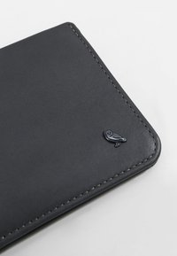Bellroy HIDE AND SEEK - Geldbörse - grey