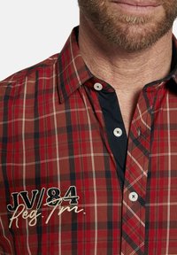 Jan Vanderstorm KURZARM EMYLS - Shirt - rot kariert