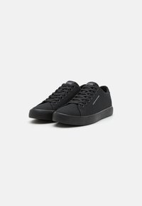 Tommy Hilfiger Tossud - black