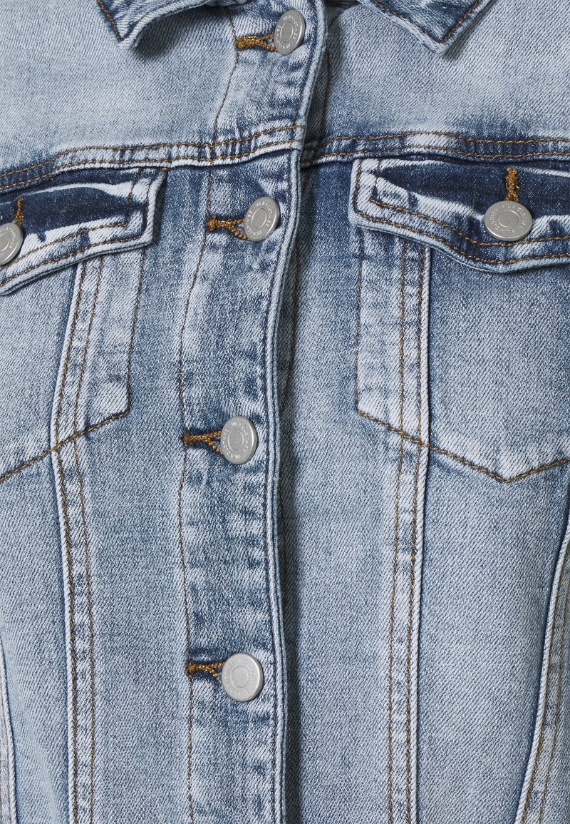 Damen Leichte Jacken | VILA PETITE VISHOW JACKET Jeansjacke medium blue denim/blue denim - NK93617 Damen Leichte Jacken | VILA PETITE VISHOW JACKET Jeansjacke medium blue denim/blue denim - NK93617