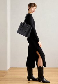 Anna Field Håndveske - black