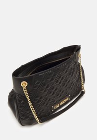Love Moschino QUILTED BAG - Bolso de mano - nero