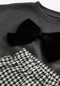 Next REGULAR FIT SET - Shortsit - black