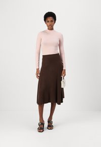 pure cashmere FLARED SKIRT - sukňa v tvare A - dry lotus