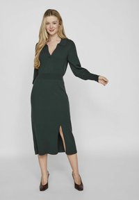 VILA VICOMFY COLLAR  - Sarafanas - scarab