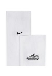 Nike Sportswear LIFESTYLE PLUS CREW PATCH  - Calcetines - weiss