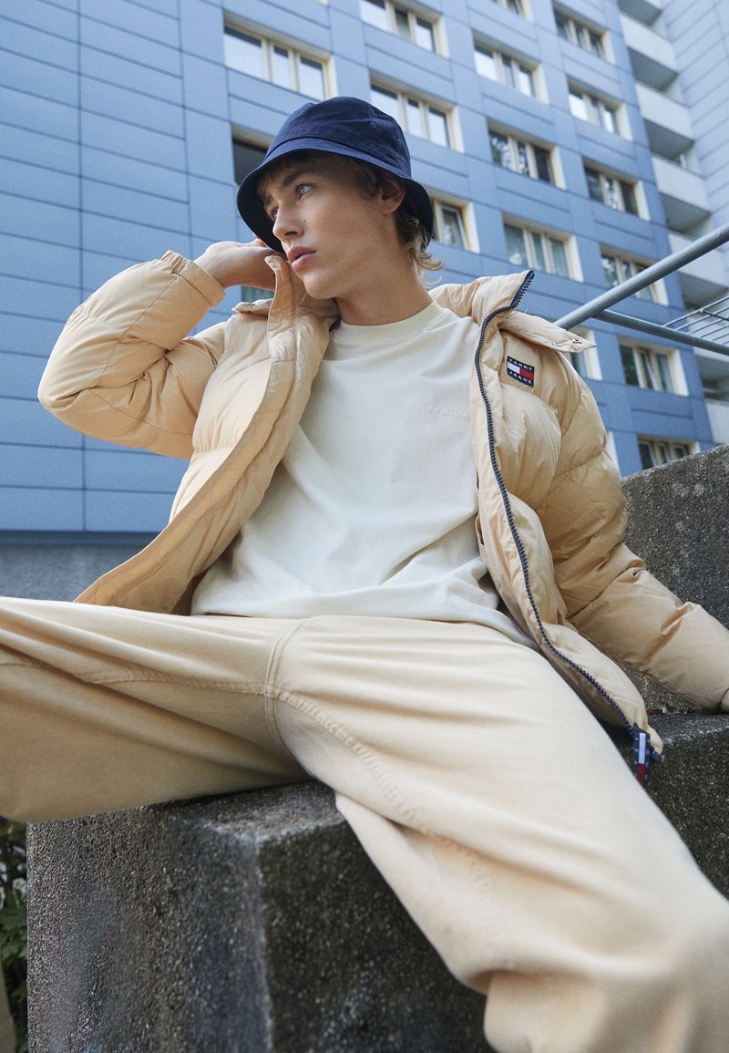 Tommy Jeans ALASKA  - Piumino - trench