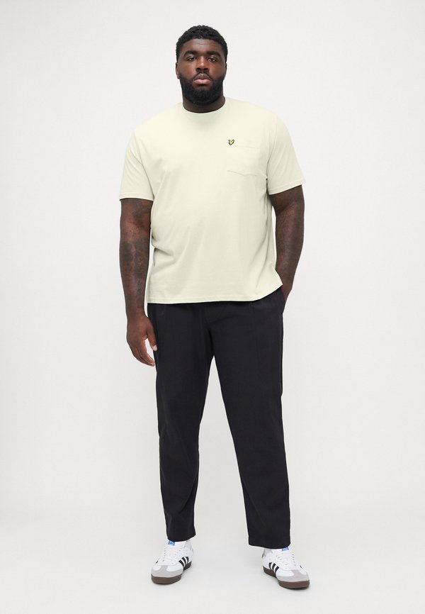 PLUS POCKET - Basic T-shirt - soft matcha2