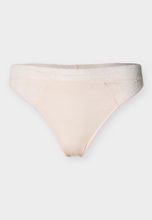 Γυναικείο δαντελένιο εσώρουχο μπικίνι σε ανοιχτό ροζ χρώμα με φαρδιά ελαστική ζώνη στη μέση που φέρει διακριτικό λογότυπο Ralph Lauren.