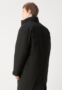 HUGO MUNKONE - Žieminis paltas - black
