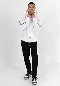 Sixth June Felpa - white