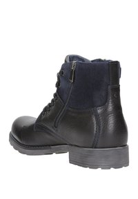 Wojas - Botki sznurowane