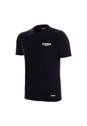 Zwart T-shirt met korte mouwen met witte "COPA"-logo's op de borst en onderzoom, getoond tegen een witte achtergrond.