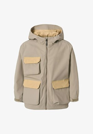Giacca beige chiaro con cappuccio, chiusura frontale con zip e quattro grandi tasche beige con patta, due sul petto e due in vita.