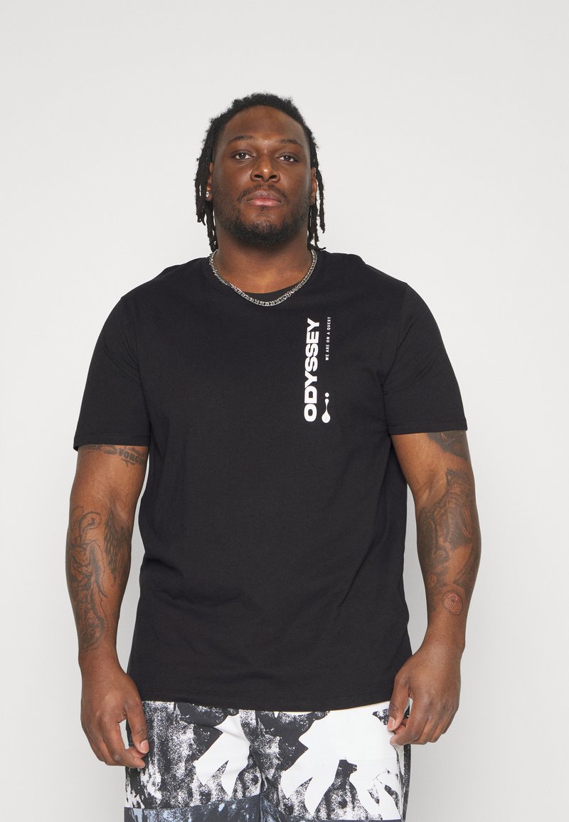T-shirt Jack & Jones Jprblualfred: Il Basic Dal Taglio Comodo Per L'uomo Moderno
