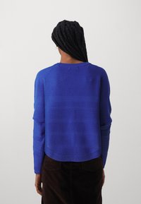 ONLY ONLCAVIAR - Pullover - dazzling blue