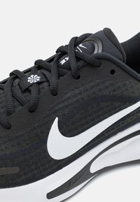 Thumbnail Image 6