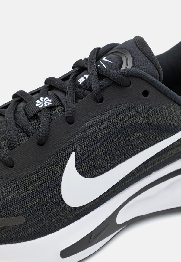 JOURNEY - Road running shoes3