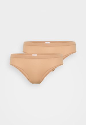 Beige Baumwollmischung-Bikinihöschen mit glatter Textur und elastischem Bund, mit einem minimalistischen Design und ohne sichtbare Muster.