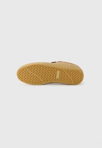 Etnies BARGE - Trainers - brown/beige/gum