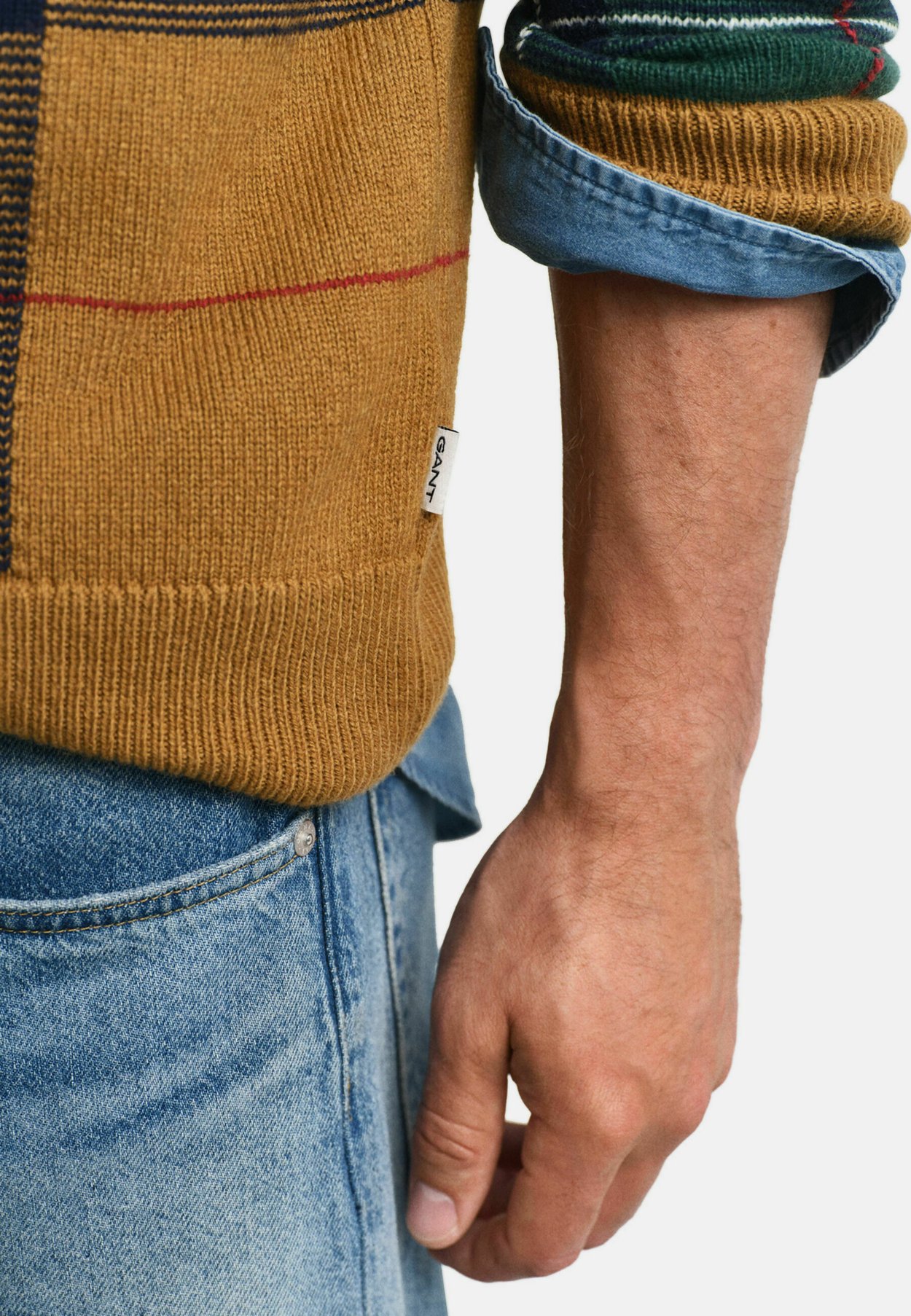 CHECKED C-NECK